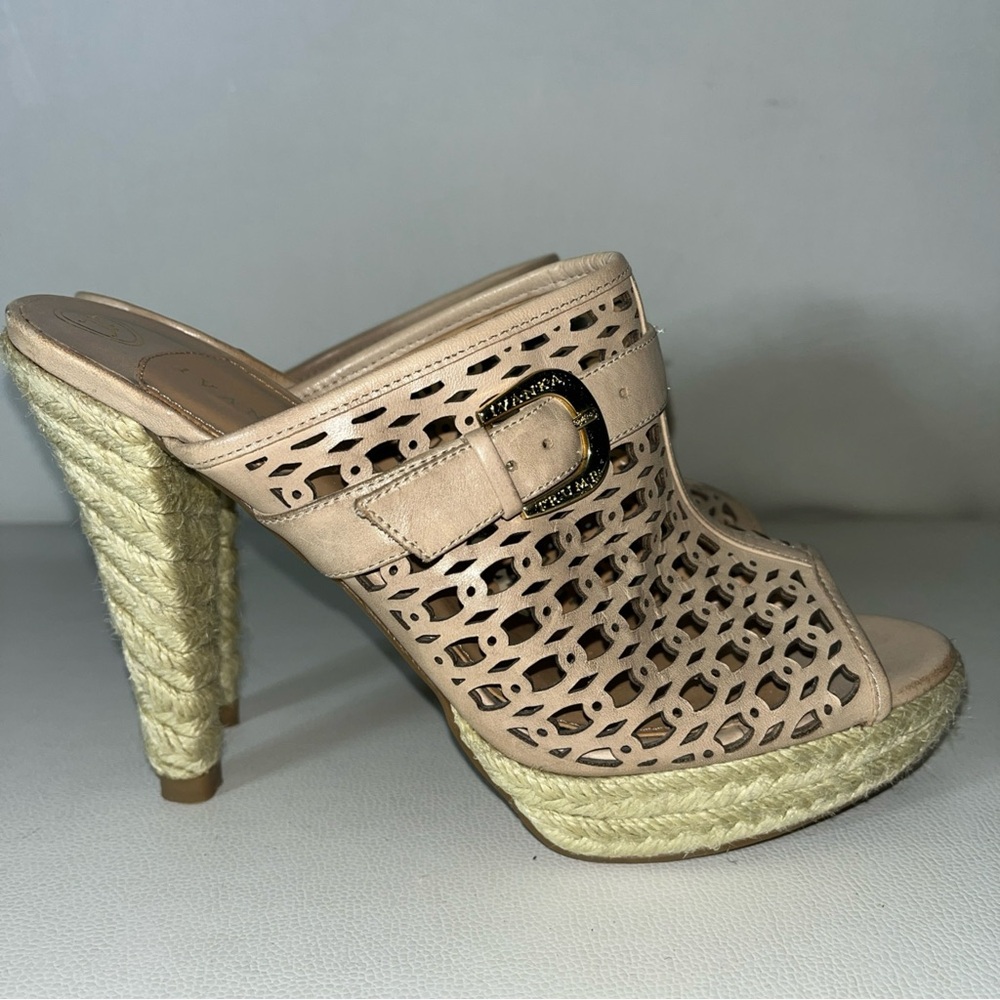 Ivanka Trump Tan Mules with Woven Design - Picture 2 of 7
